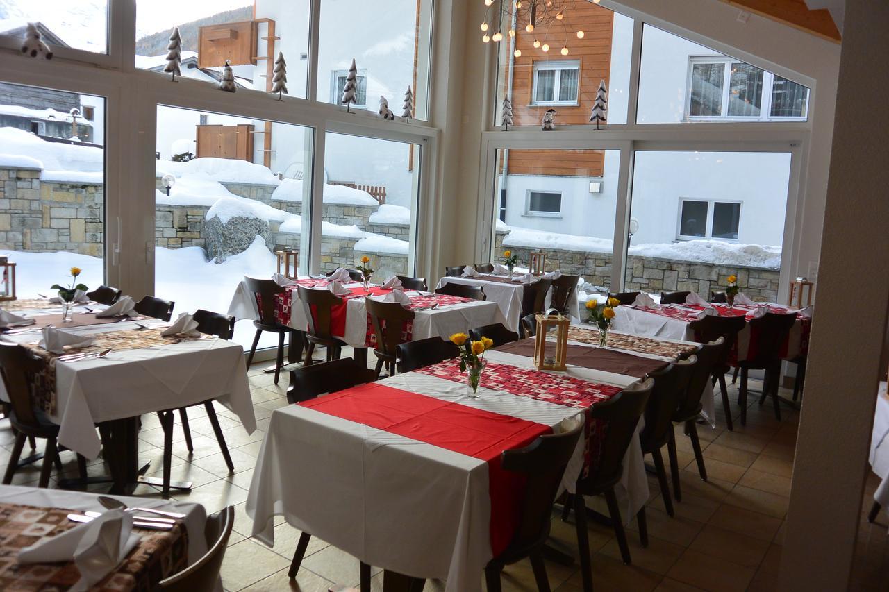 Hotel Baergsunnu 사스그룬트 외부 사진
