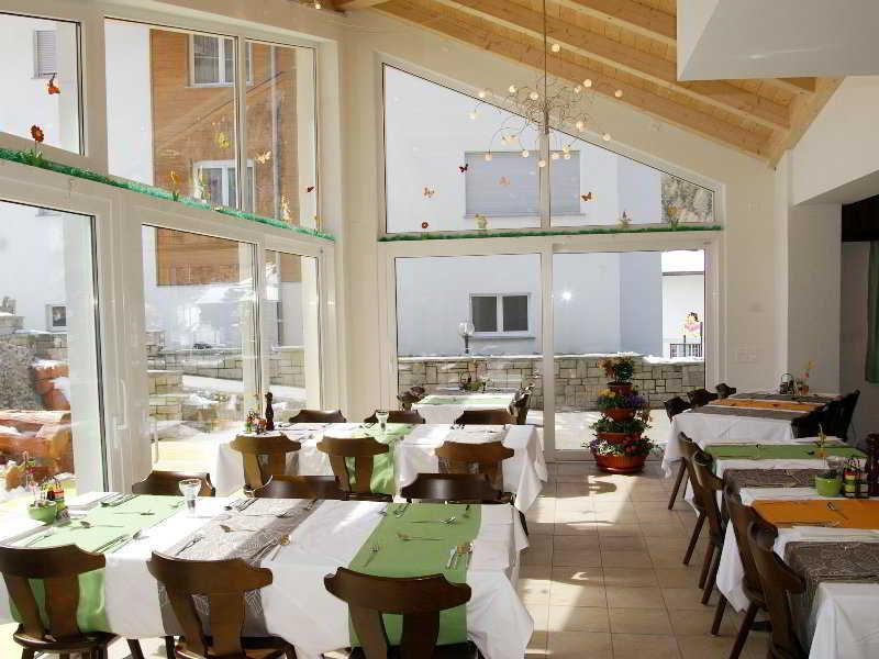 Hotel Baergsunnu 사스그룬트 외부 사진